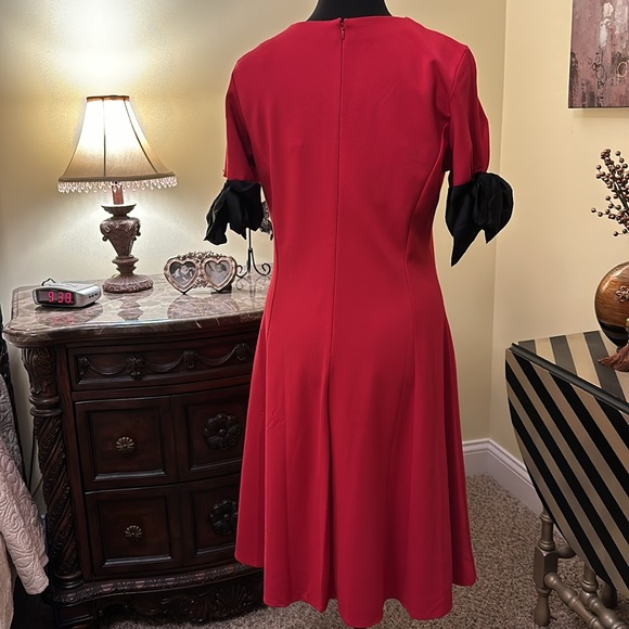 SIGNATURE COLLECTION Dress Size Medium NWOT - Picture 4 of 7